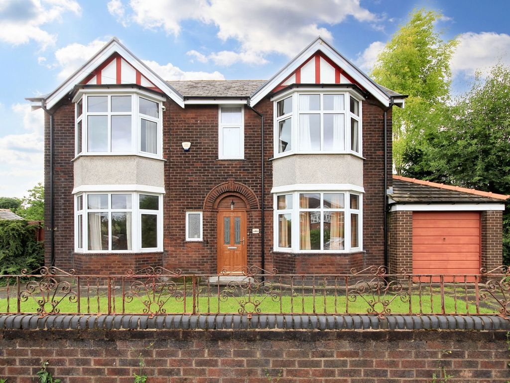 3 bed detached house for sale in Waterworks Lane, Winwick WA2, £350,000