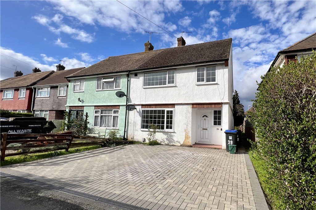3 bed semidetached house for sale in Ford Road, Woking, Surrey GU22