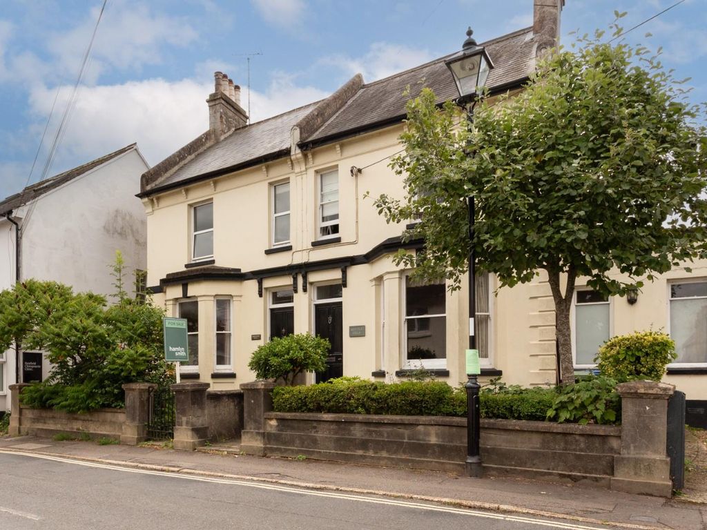 3 bed property for sale in Church Street, Henfield BN5 Zoopla