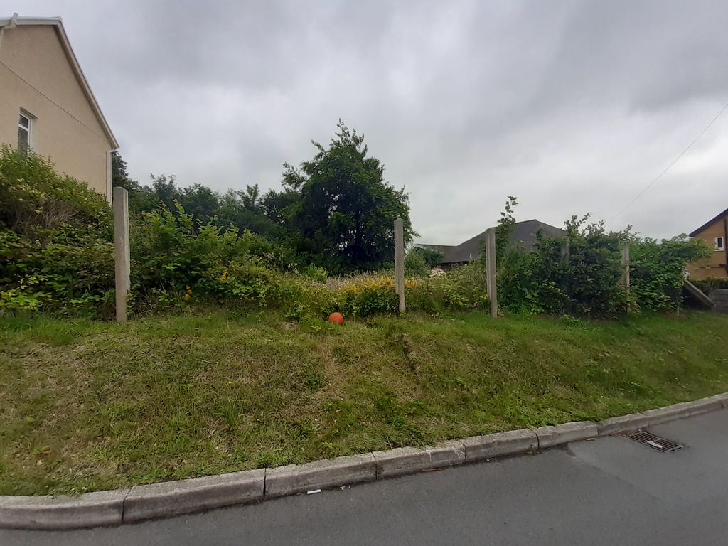Land for sale in Penllwynrhodyn Road, Llwynhendy Llanelli SA14 Zoopla