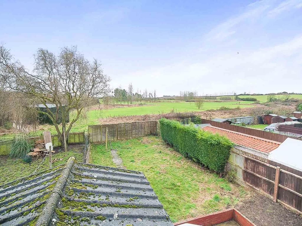 3 bed property to rent in Church Close, Stilton, Peterborough PE7, £850