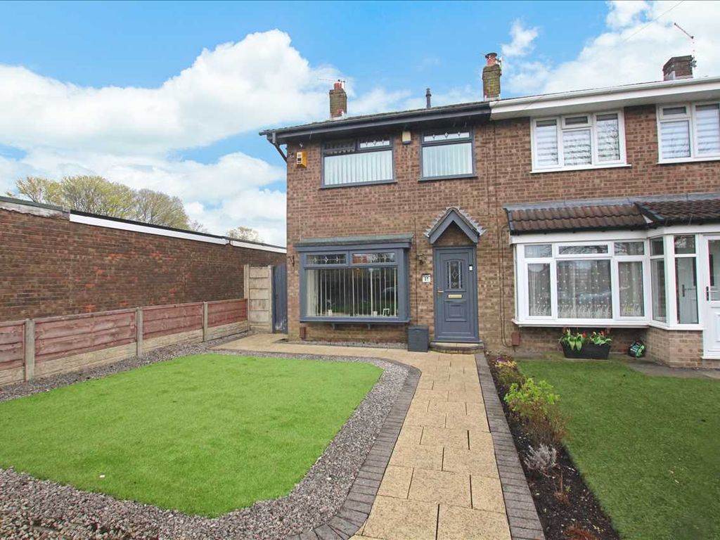 3 bed semidetached house to rent in Fellbridge Close, Westhoughton