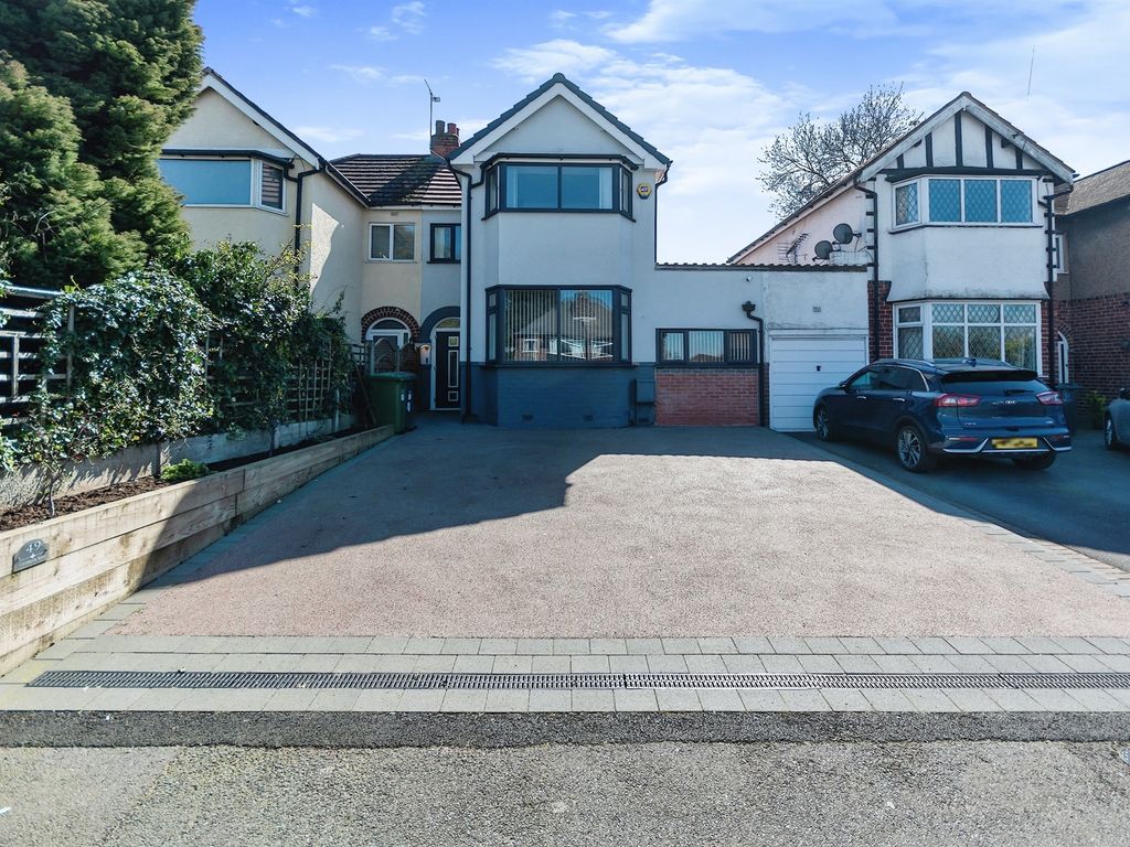 4 bed semidetached house for sale in Colebrook Road, Shirley, Solihull