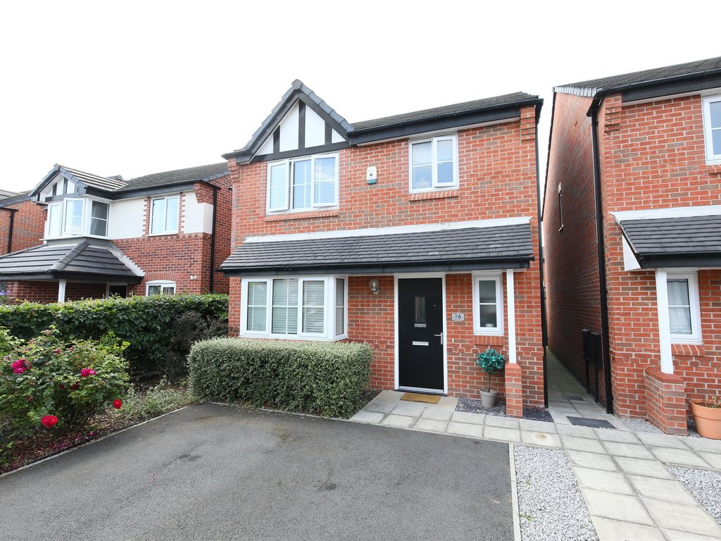 3 bed detached house for sale in Wells Avenue, Lostock Gralam