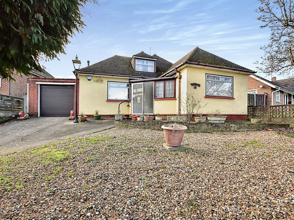 3 bed bungalow for sale in Capstone Road, Chatham, Kent ME5 Zoopla