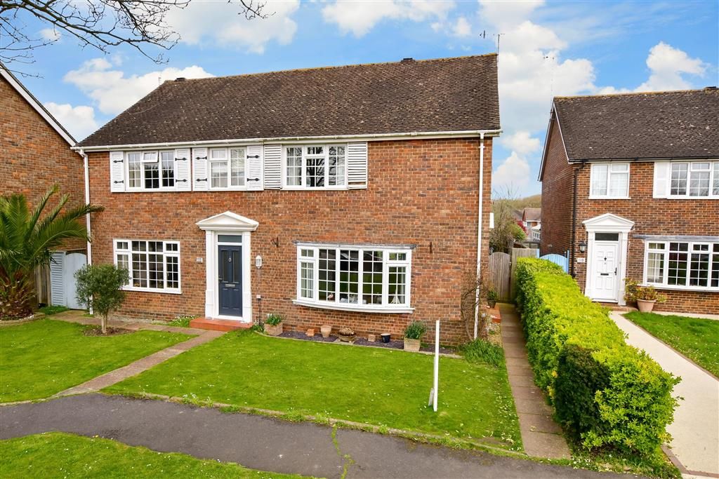 3 bed semidetached house for sale in Singleton Crescent, GoringBySea