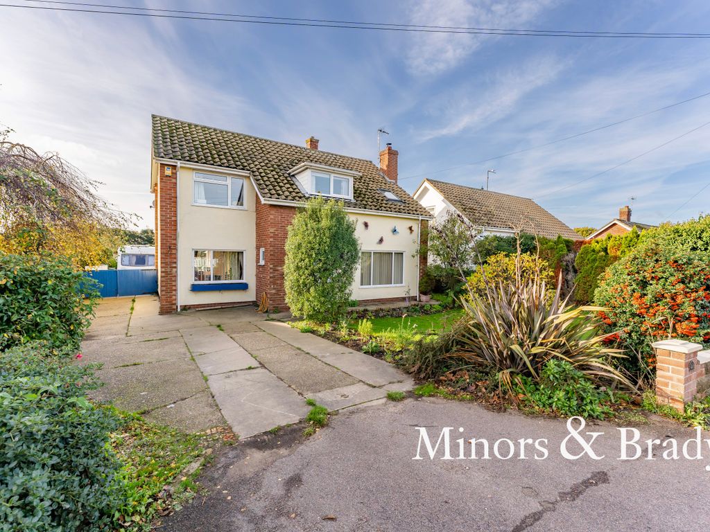 4 bed detached house for sale in Whites Lane, Kessingland, Lowestoft