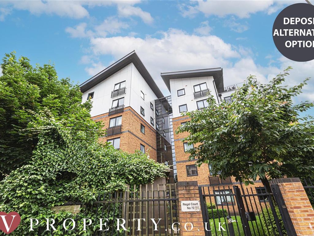 1 bed flat to rent in Street, Edgbaston, Birmingham B15, £