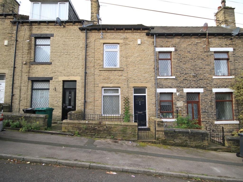 2 bed terraced house for sale in Airedale Crescent, Otley Road BD3, £
