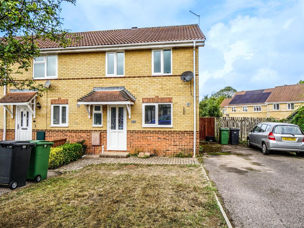 3 bed end terrace house for sale in Honeysuckle Close, St. LeonardsOn