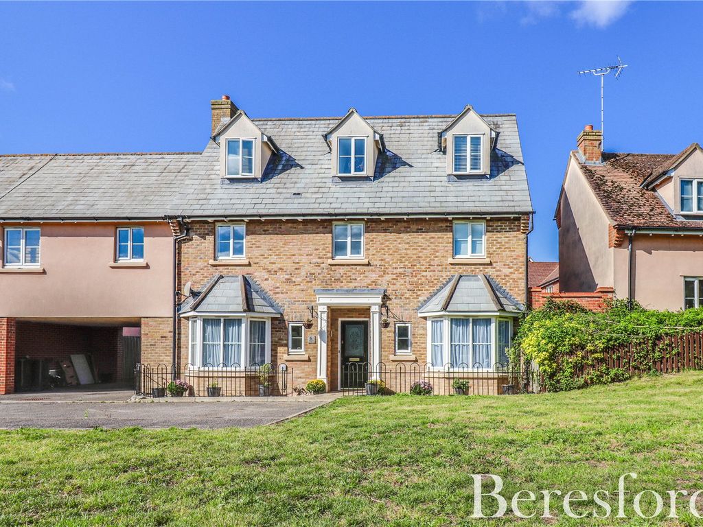 6 bed linkdetached house for sale in Mandeville Walk, Flitch Green CM6