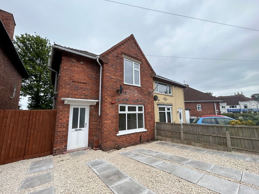 3 bed property to rent in Victoria Avenue, Bloxwich, Walsall WS3 Zoopla