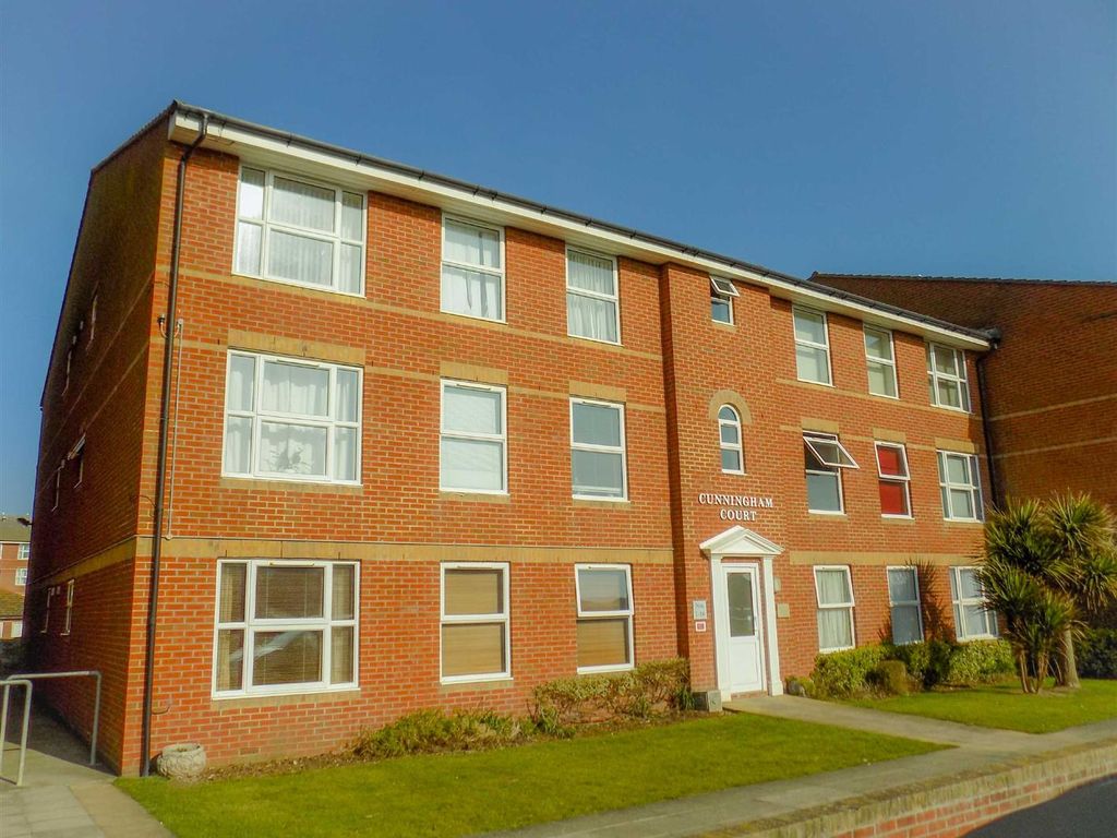 2 bed flat to rent in Cunningham Court, Ringmer Road, Seaford BN25 Zoopla