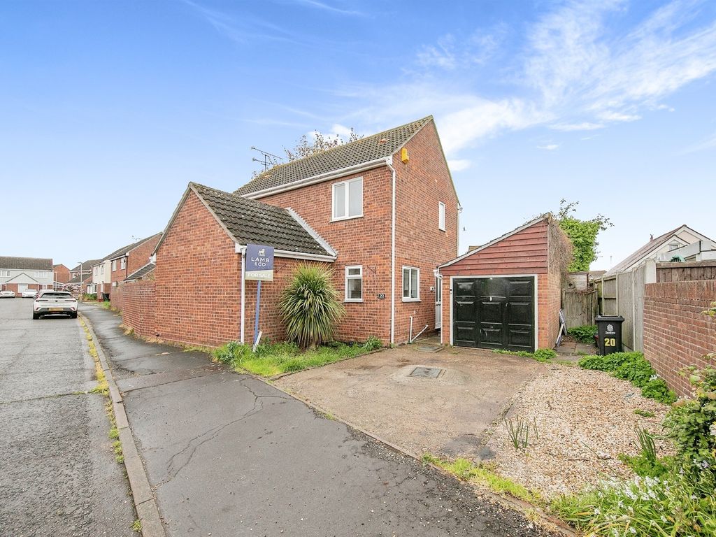 3 bed detached house for sale in Westridge Way, Great Clacton, Clacton