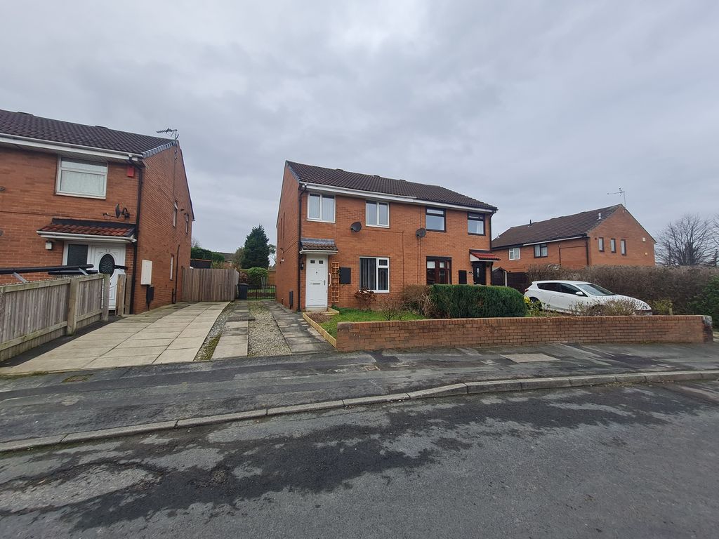 3 bed semidetached house to rent in Cranmore Lane, Leeds LS10 Zoopla