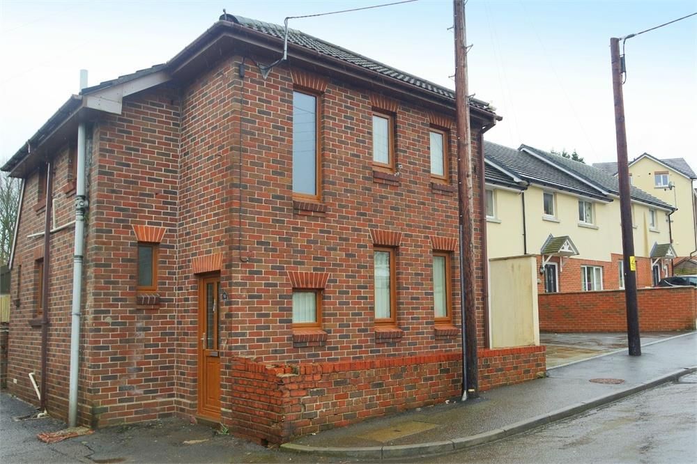 2 bed detached house to rent in Ewenny Road, Maesteg CF34 Zoopla