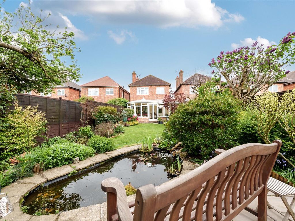 3 bed detached house for sale in Whitemore Road, Guildford GU1 Zoopla