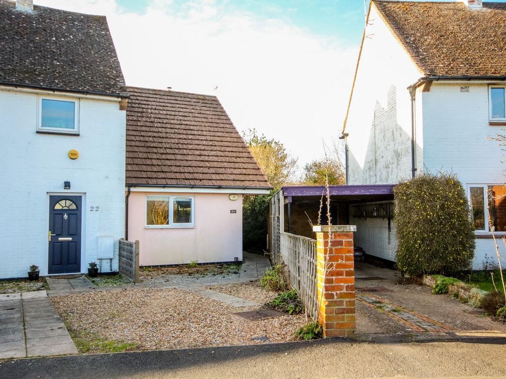 2 bed end terrace house for sale in Foster Road, Trumpington, Cambridge