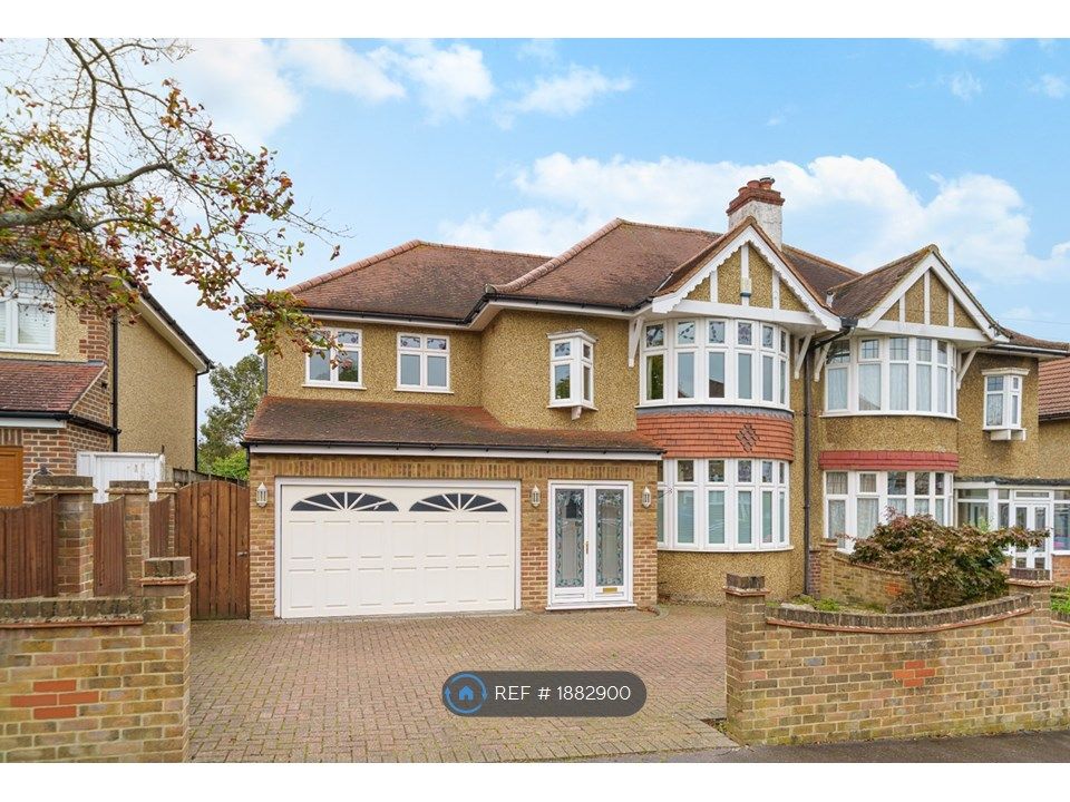 4 bed semidetached house to rent in Avenue, Croydon CR0, £