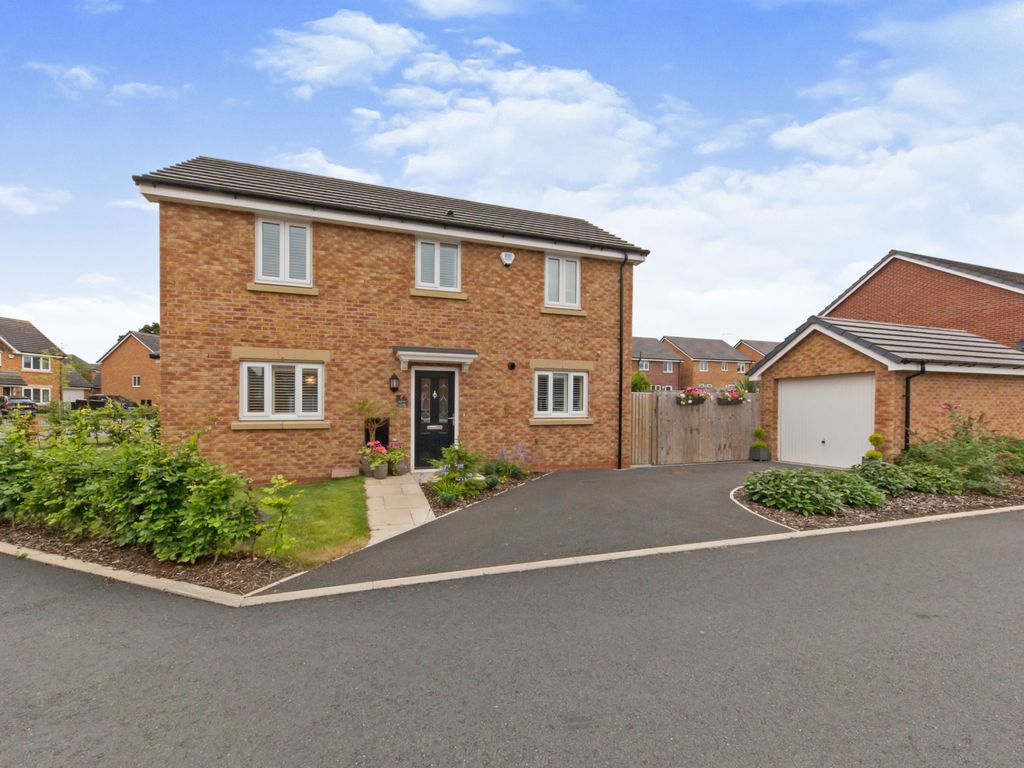 3 bed detached house for sale in Rutter Close, Shavington, Crewe CW2