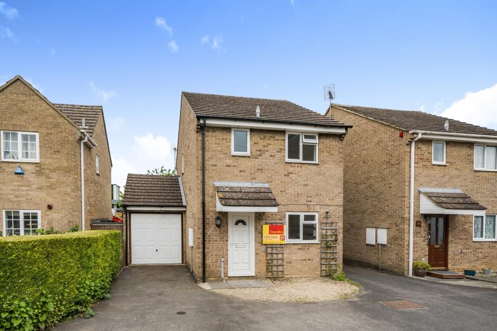 3 bed linkdetached house for sale in Carterton, Oxfordshire OX18 Zoopla
