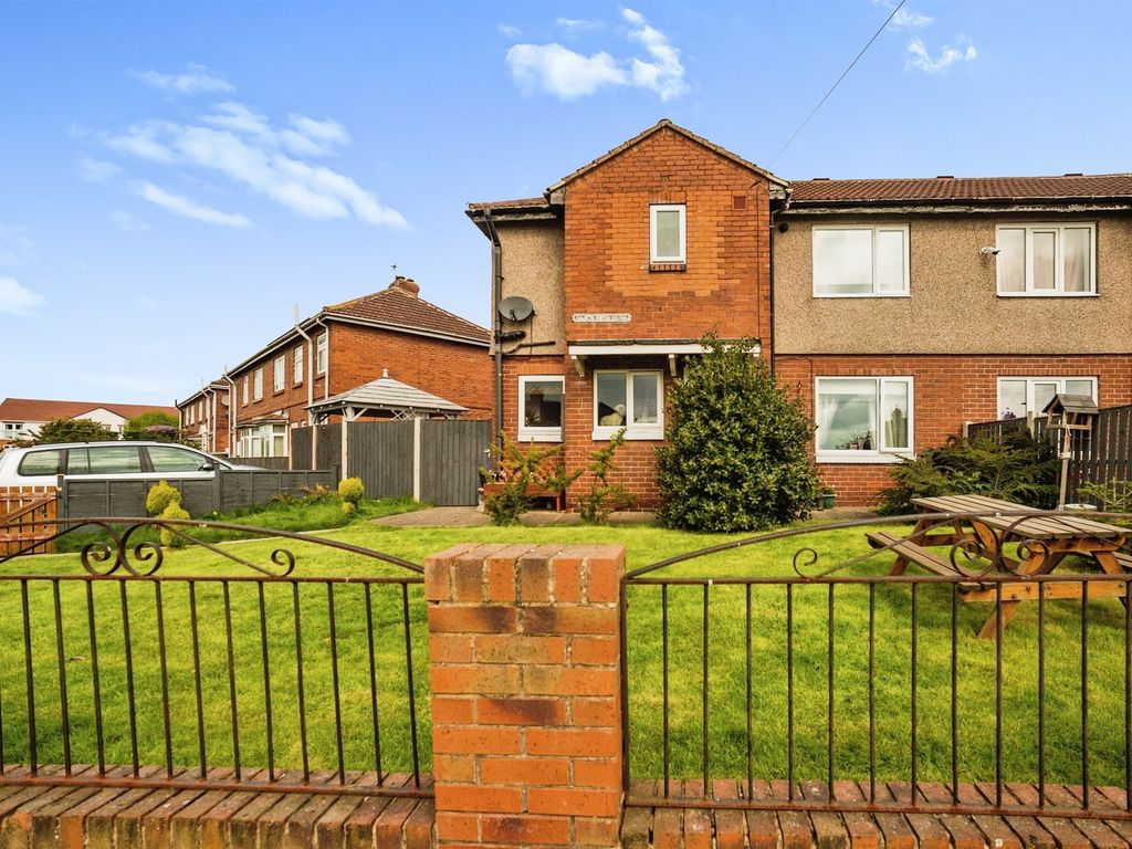 3 bed semidetached house for sale in Wensley Street, Thurnscoe