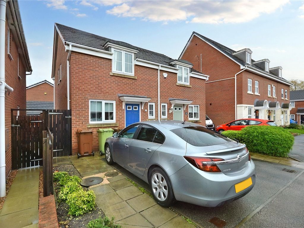 2 bed semidetached house for sale in Old Scholars Avenue, Castleford