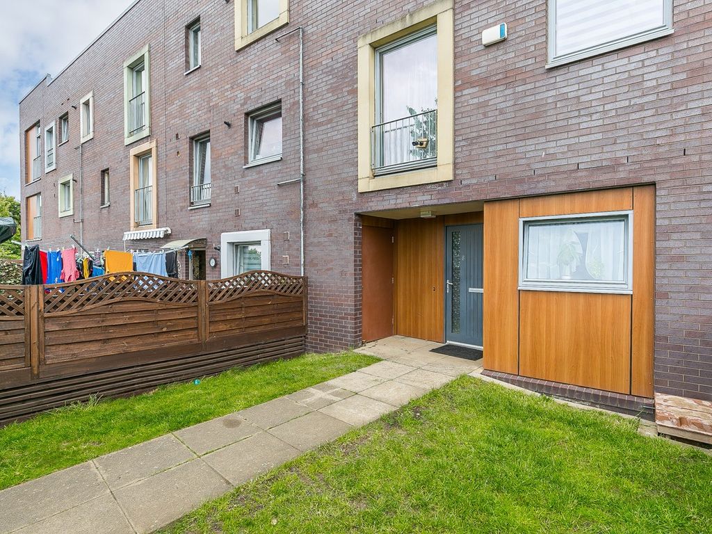 3 bed terraced house for sale in Packer Place, Niddrie, Edinburgh EH16