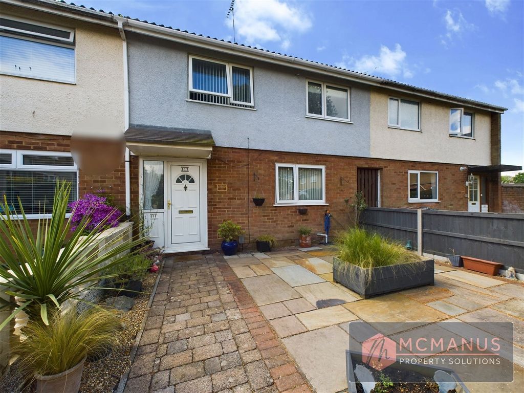 3 bed terraced house for sale in Drakes Drive, Stevenage SG2, £325,000