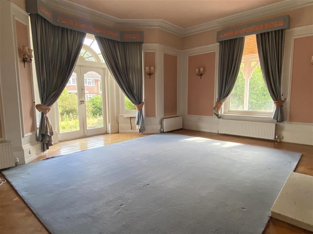 Thornfield Gardens, Tunbridge Wells, Kent TN2  