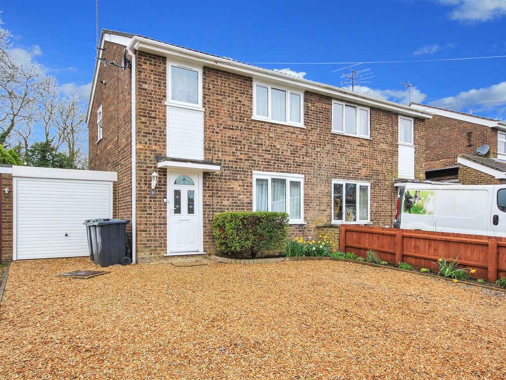 3 bed semidetached house for sale in Lynford Way, Rushden NN10 Zoopla