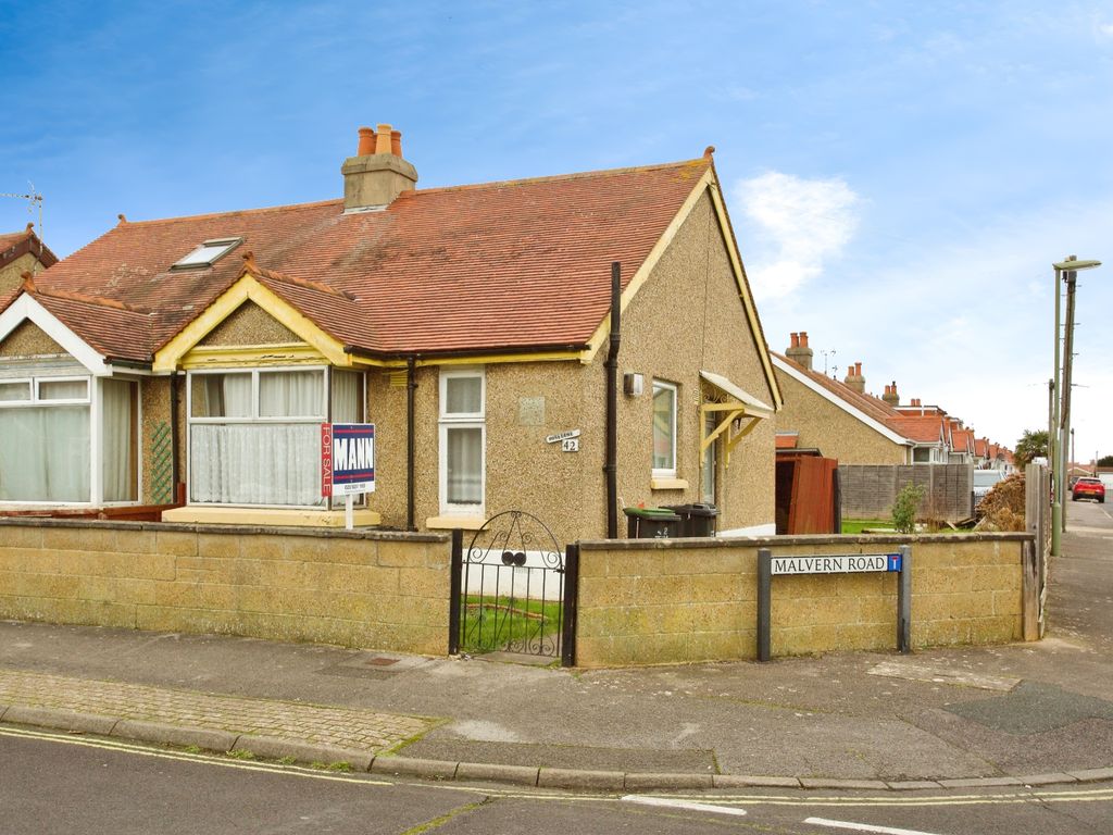 2 bed bungalow for sale in Southcroft Road, Gosport, Hampshire PO12, £