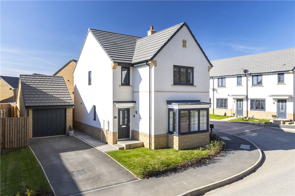 4 bed detached house for sale in Spring Wood Crescent, Bramhope, Leeds