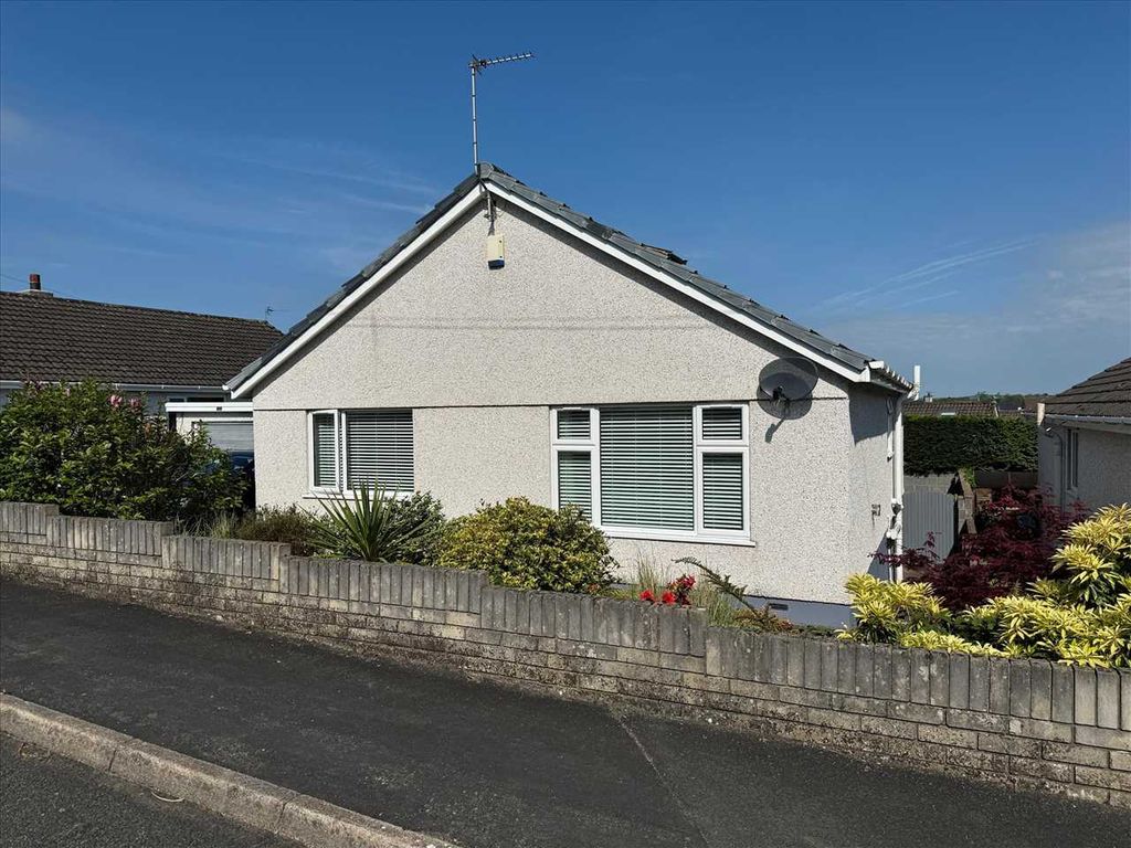 3 bed detached bungalow for sale in Y Wern, Llanfairpwllgwyngyll LL61