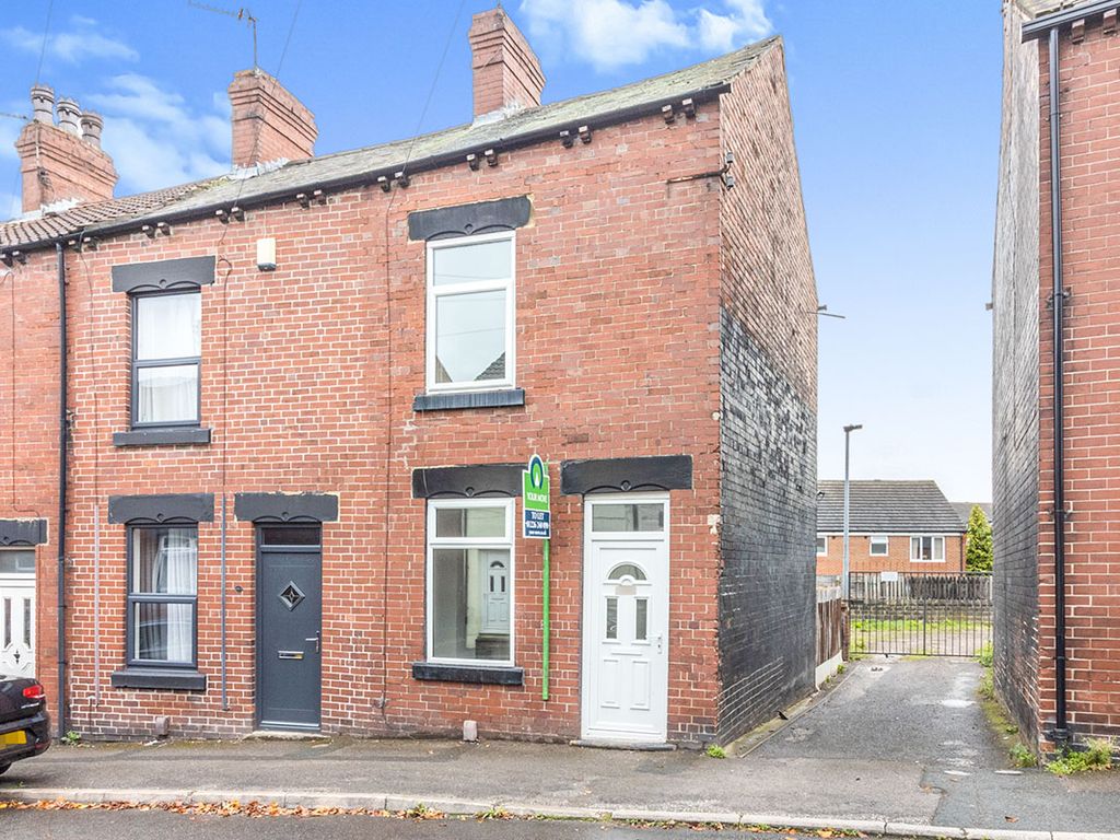 2 bed terraced house to rent in Spring Street, Barnsley, South