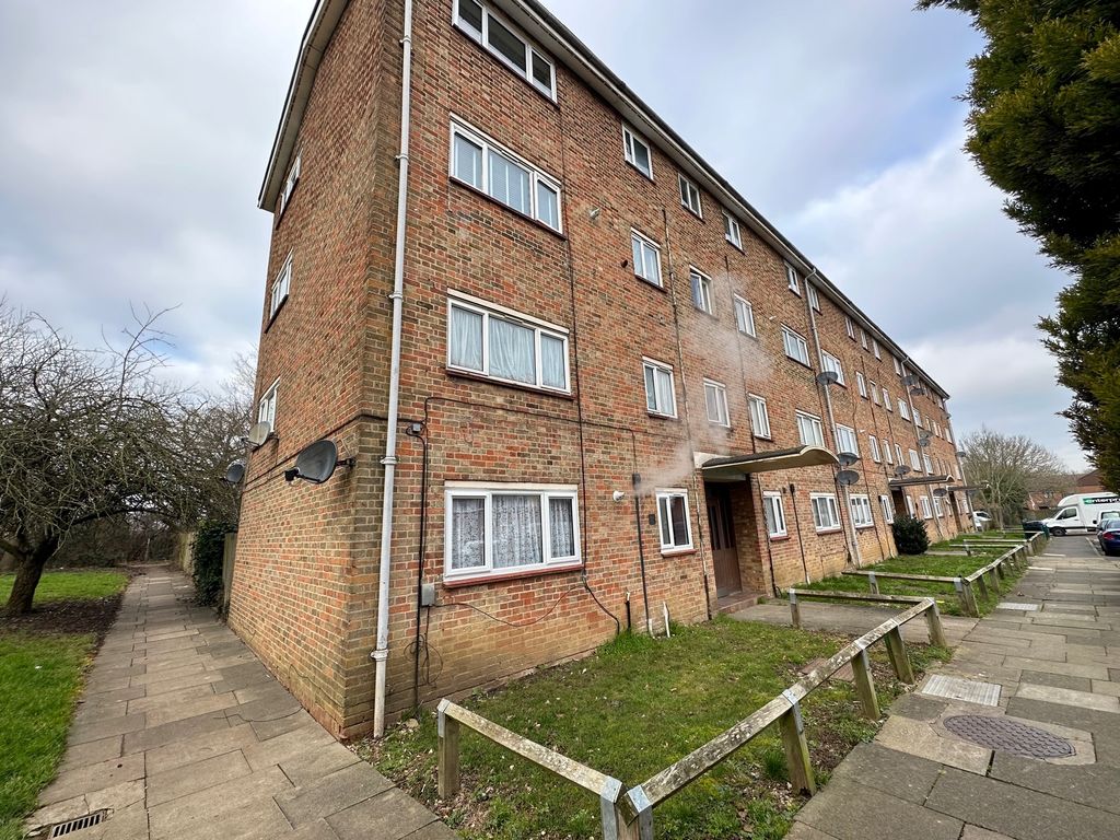 1 bed flat to rent in Carters Mead, Newhall, Harlow CM17 Zoopla