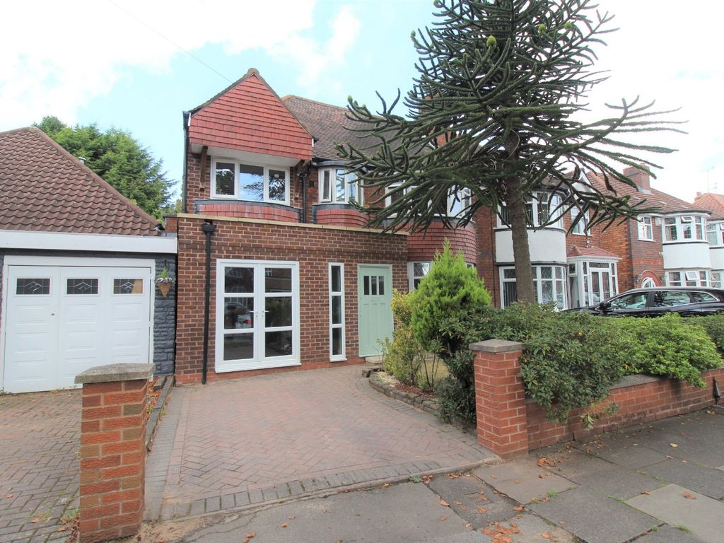4 bed semidetached house for sale in Vera Road, Birmingham, West