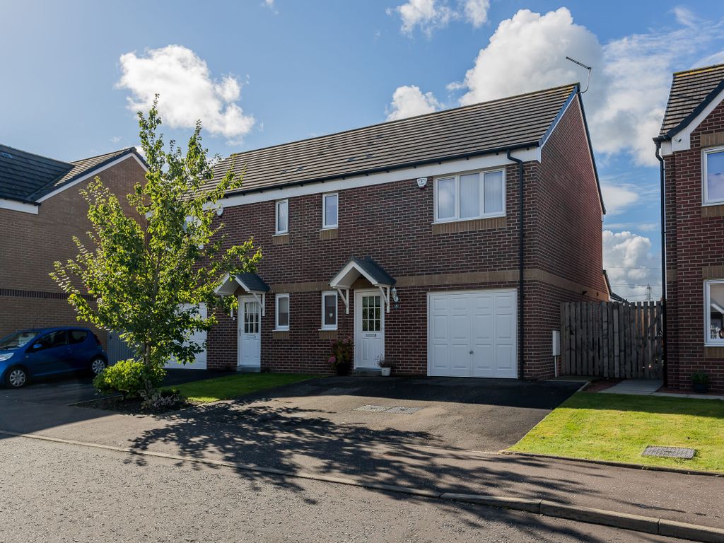 3 bed property for sale in 5 Hallhill Circle, Johnstone PA5 Zoopla