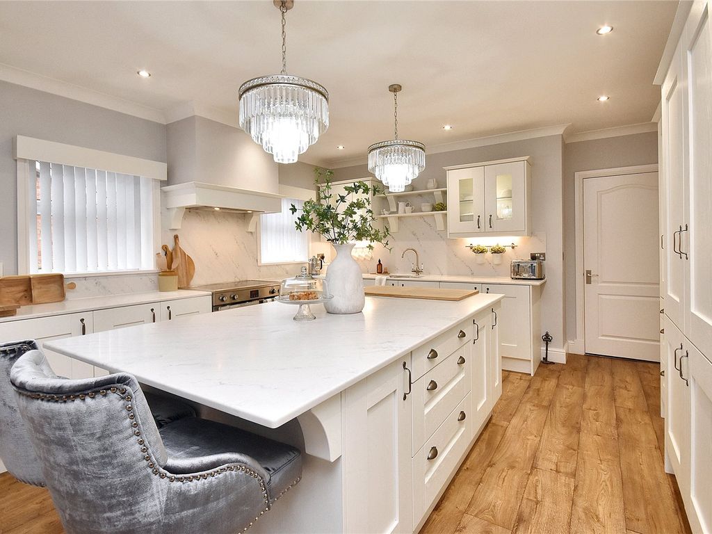 3 bed bungalow for sale in Sandrid, Middle Oxford Street, Castleford