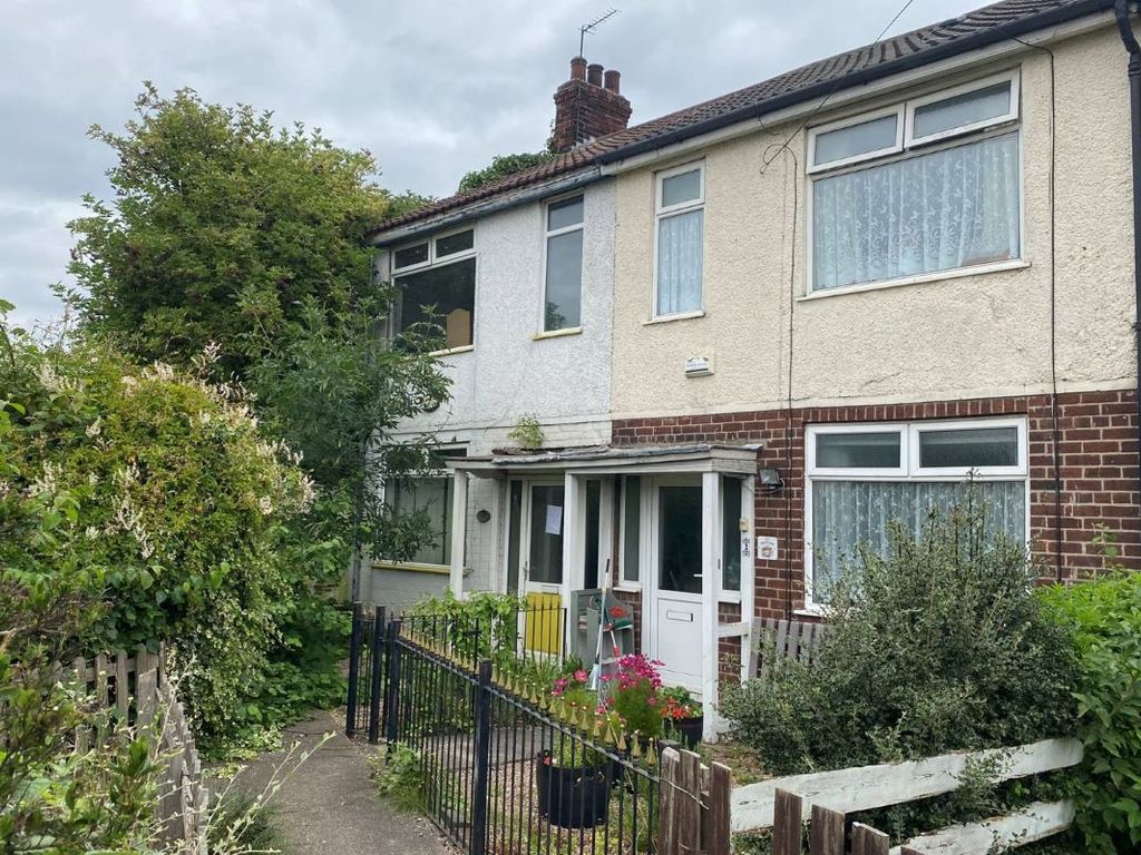2 bed terraced house for sale in 4 Victoria Parade, Hedon Road, Hull