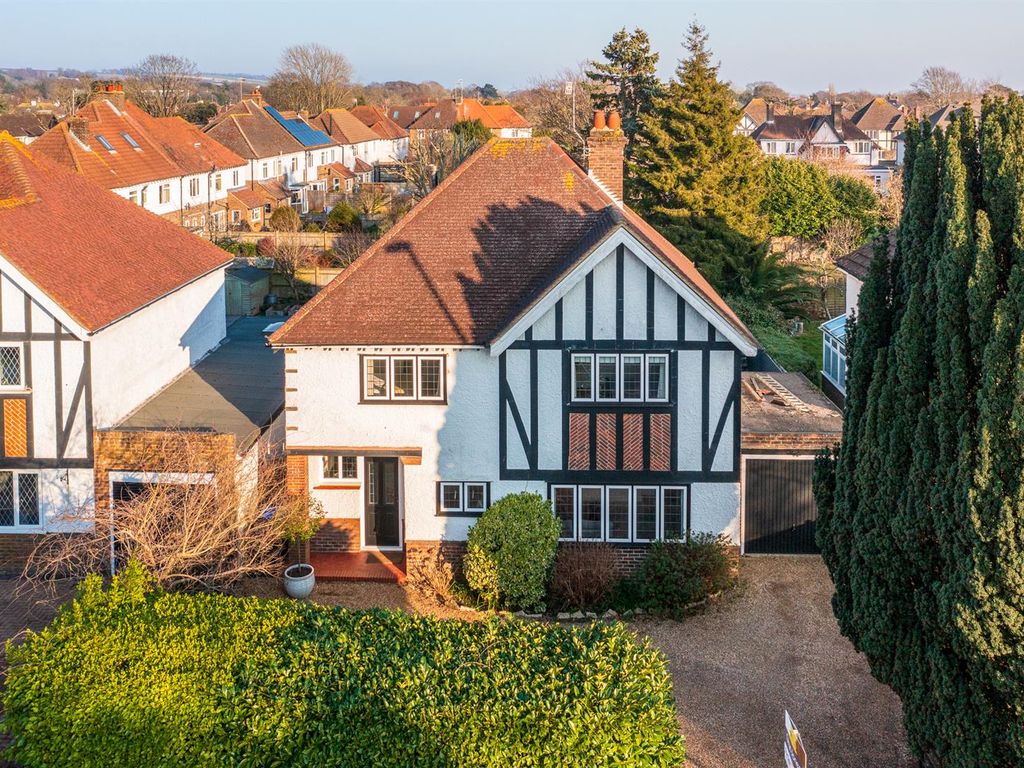 4 bed detached house for sale in Offington Lane, Worthing BN14 Zoopla