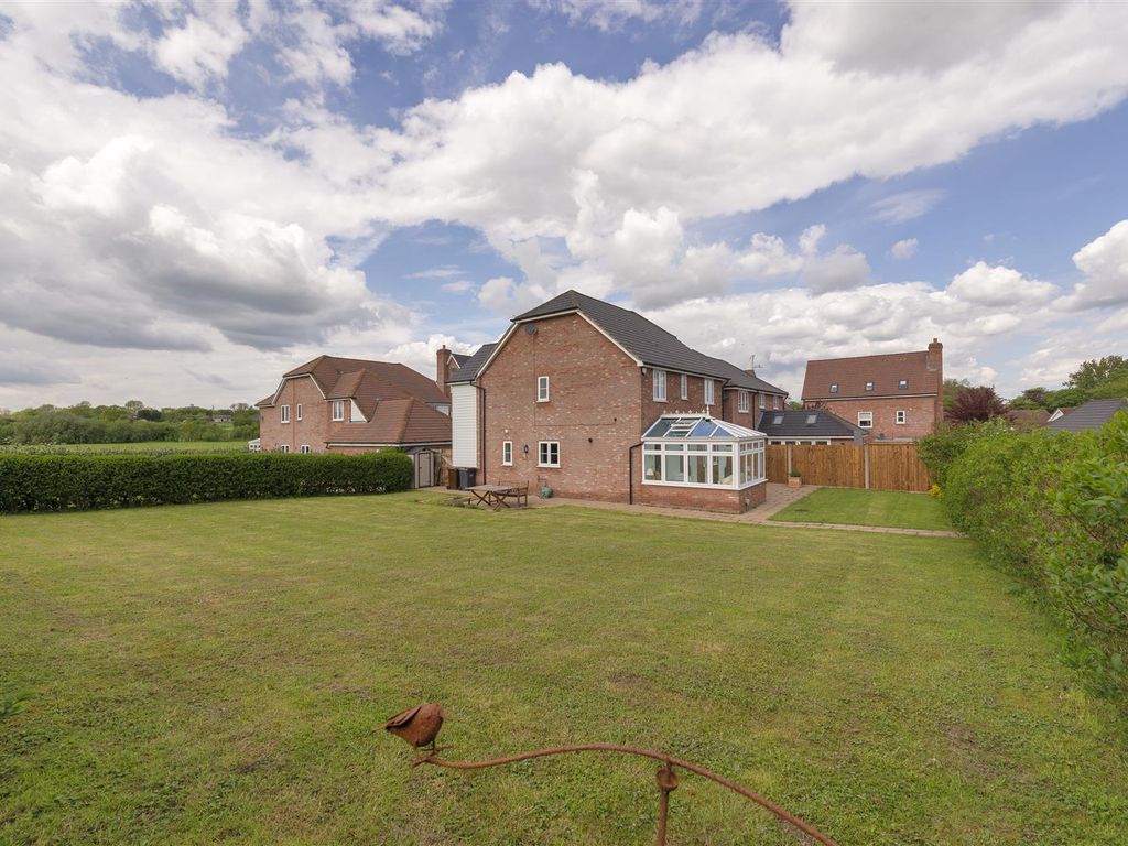 4 bed detached house for sale in Darcy Court, East Malling, West