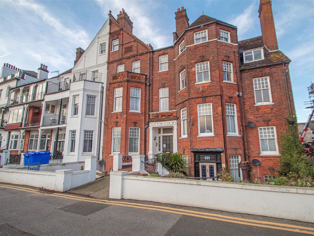 1 bed flat to rent in Royal Terrace, SouthendOnSea SS1 Zoopla