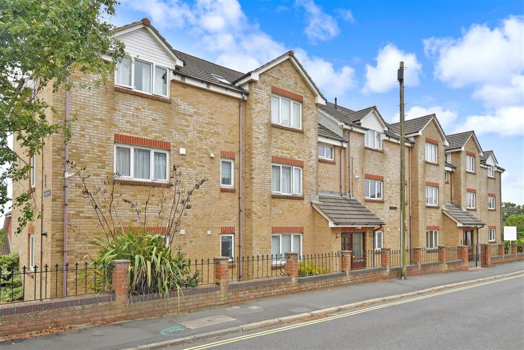 2 bed flat for sale in Northcliff Gardens, Shanklin, Isle Of Wight PO37