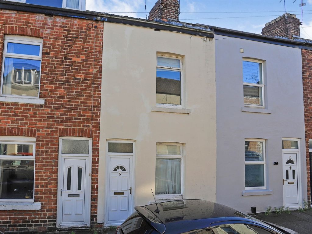3 bed terraced house for sale in Grove Street, Harrogate HG2 Zoopla