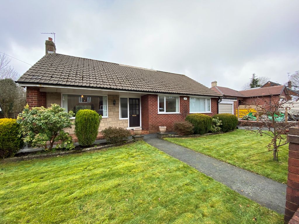 3 bed detached bungalow for sale in Higher Croft Road, Lower Darwen