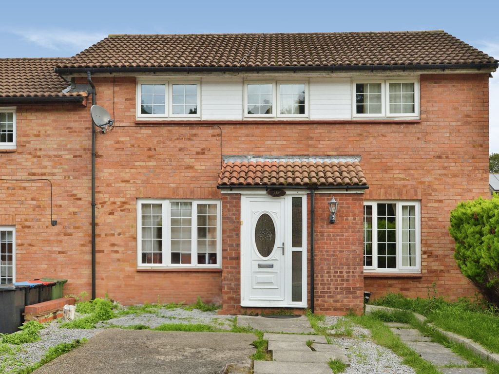 3 bed end terrace house for sale in Winsford Hill, Furzton, Milton
