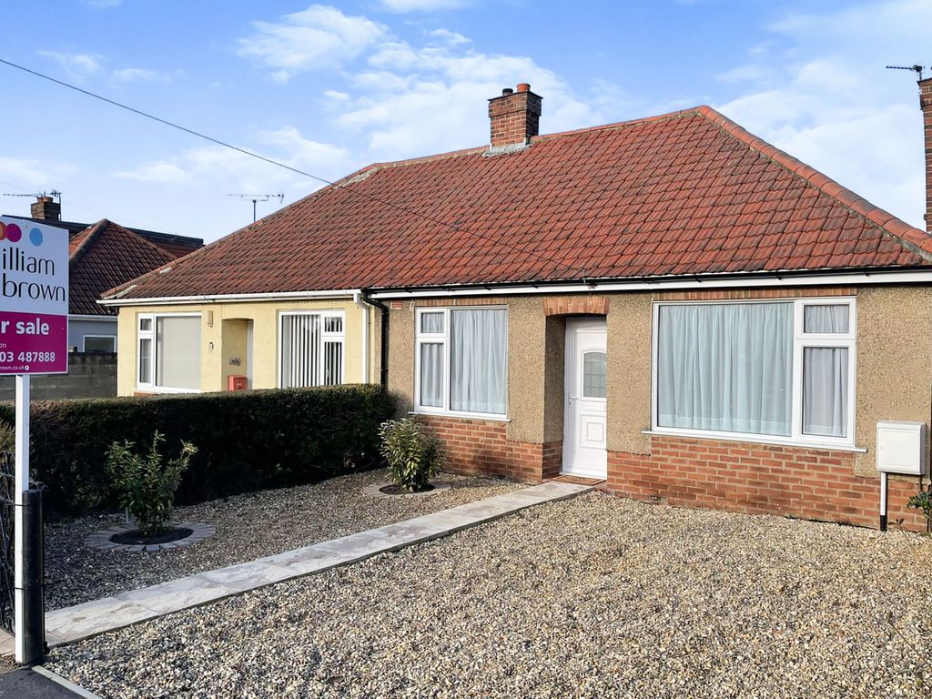 2 bed semidetached bungalow for sale in Bramble Avenue, Hellesdon