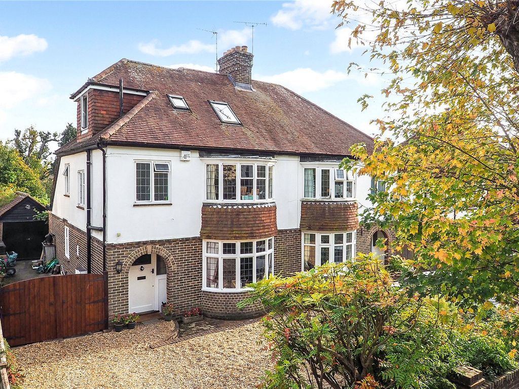 4 bed semidetached house for sale in Woodbury Avenue, Petersfield