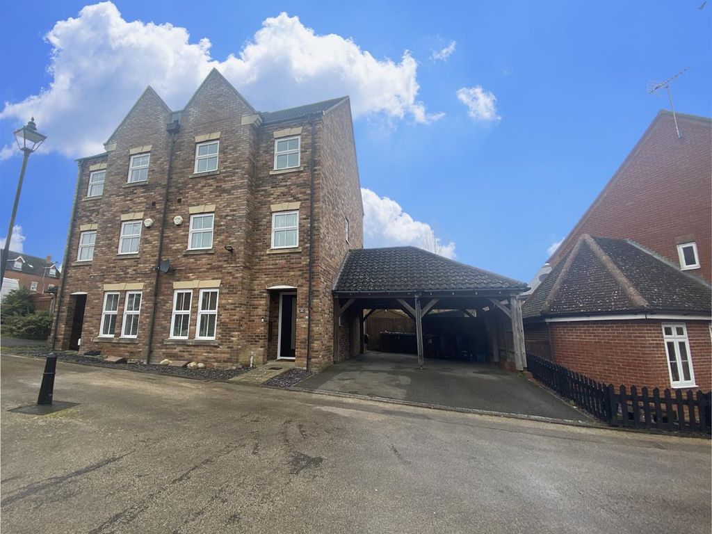 3 bed semidetached house for sale in Deyley Way, Singleton, Ashford